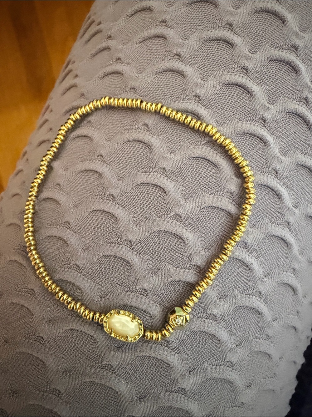 Kendra Scott stretch beaded bracelet with pother of pearl stone